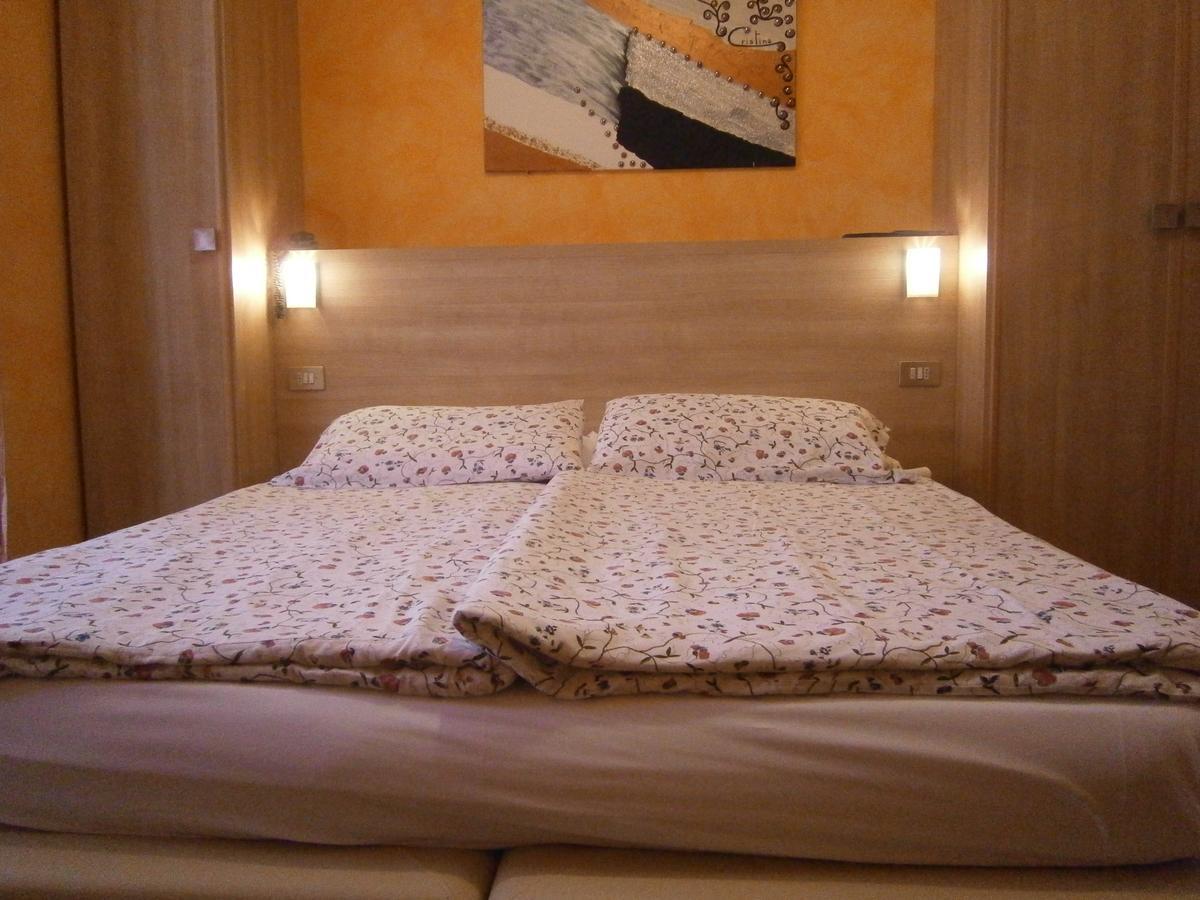 Hotel Chiara Sirmione Dış mekan fotoğraf